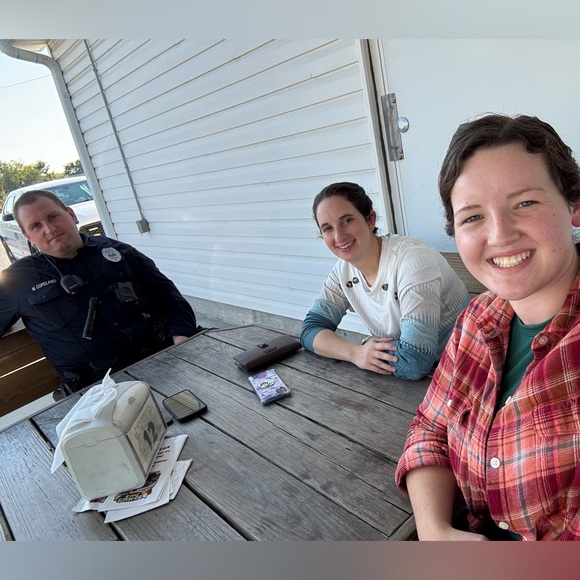 Meet your Posher, Faith - Picture 5 of 16